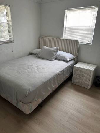 $600 1br - Large furnished Room available in Franklin Square (Franklin Square)64033631426433120