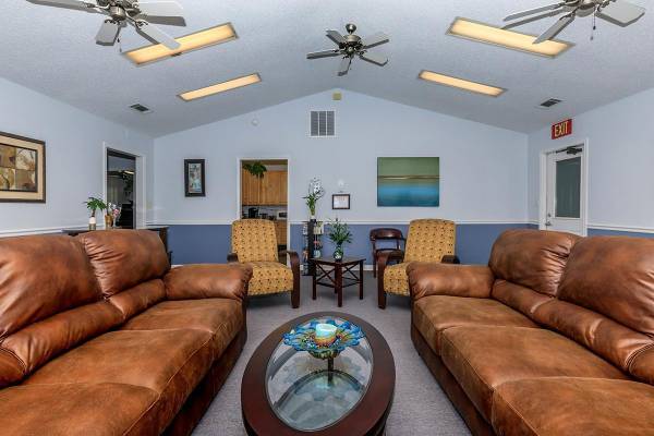 $1,194 / 3br - 1200ft2 - Close to Universities, Shopping, and Dining, Energy-efficient Windows (Wynnbrook Pines Apartments)63974188824834120