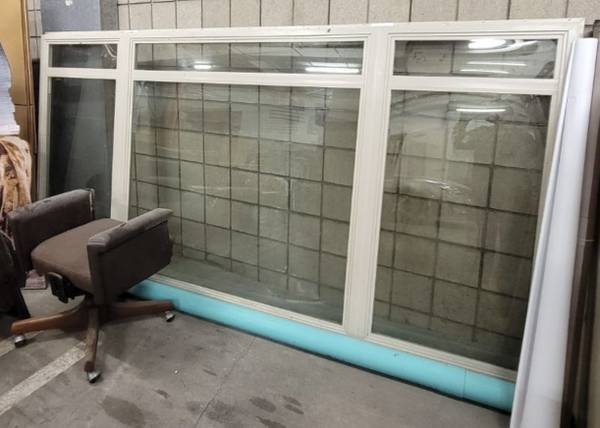 LARGE DOUBLE PANED WINDOW 10’ Wide 5’ TALL 1