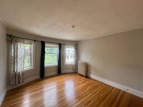 $3,200 / 2br - 48 Standish St (Cambridge)63699196749185121