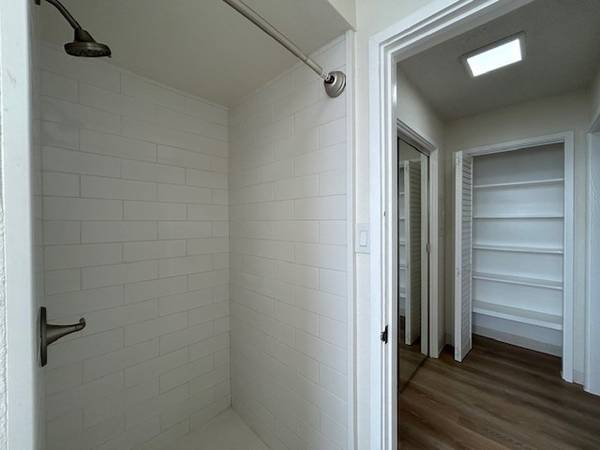 $2,014 / 1br - 494ft2 - ¡Reduzca los costos de mudanza con depósito de $1000 con crédito aprobado! (Makiki)63939396061059123