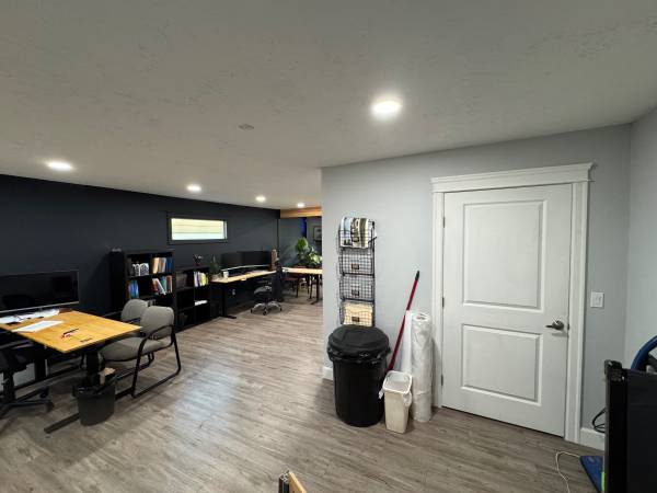 $1,200 / 800ft2 - Office Suite - Central Location - 800 Square Feet (Richland)63821616110977124