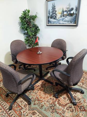 HON MAHOGANY CONFERENCE TABLE WOOD LAMINATE 1