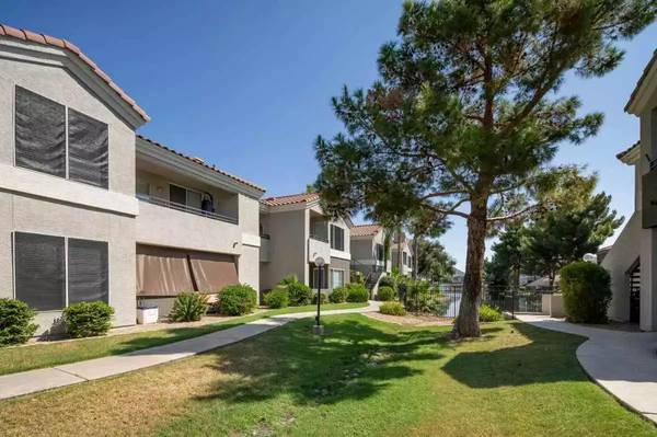$1,578 / 2br - 1004ft2 - Need a bigger place to call home? Check us out! 1004 SqFt, 2 Bed (Glendale - Sonoran Desert)64024990581890120