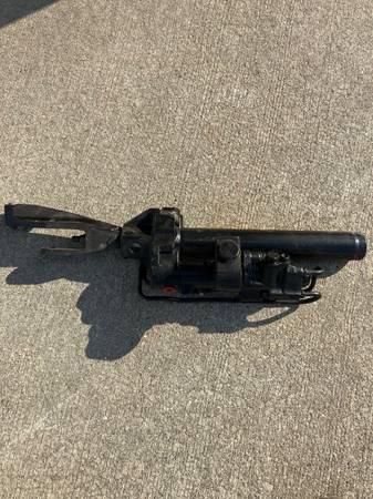 Mercury alpha1 power steering ram 1