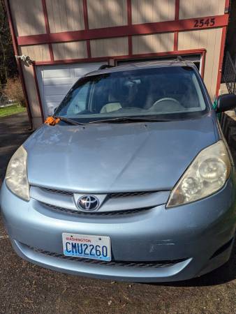 2008 Toyota sienna - $1 (PORT ORCHARD)63617141141249120