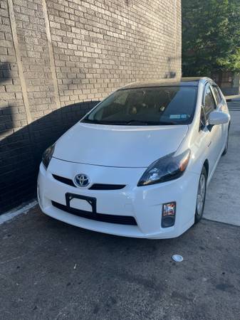 HERMOSO TOYOTA PRIUS LIMPIO POR DENTRO Y POR FUERA, AÑO 2011 - $6.500 (SUNSET PARK)63470618941441120
