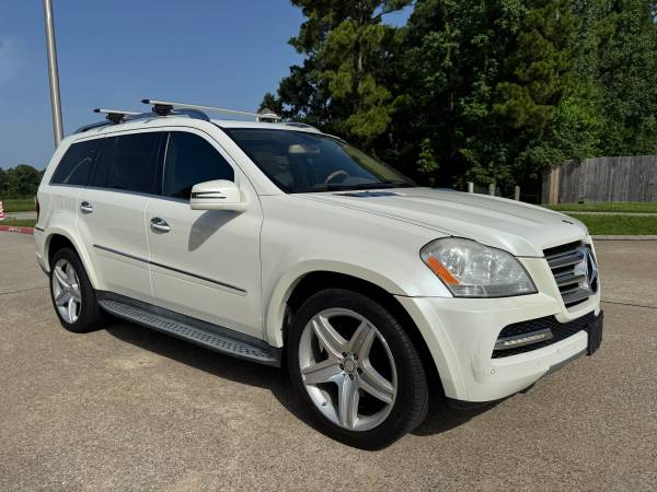 2012 Mercedes Benz GL550 4MATIC - $5,80063617061062147122