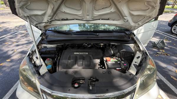 2010 Honda Odyssey - $3.500 (Pompano Beach)63480053389827124
