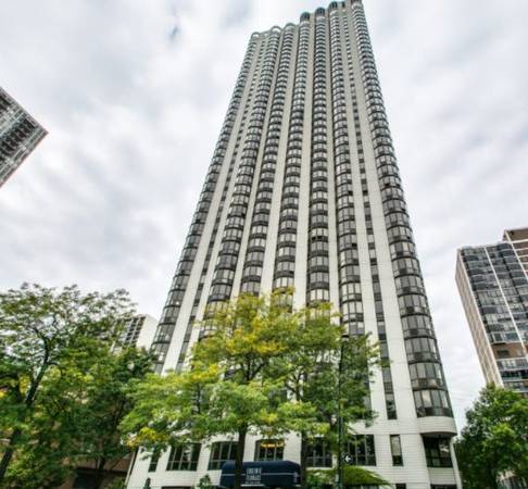 $2,195 Estudio de Lujo con Ventanas del Piso al Techo. ¡A Pasos del Casco Antiguo! (Lincoln Park)63781351272707122
