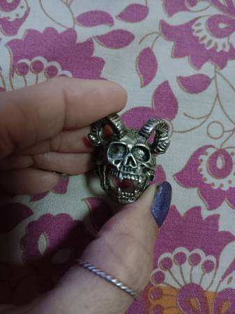 Skull Ring 1