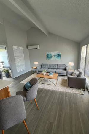 $1,850 / 2br - 1048ft2 - This place will feel like home! 2 bed, 1 bath available! 1048 Sq Ft! (Kent)63400069296643124