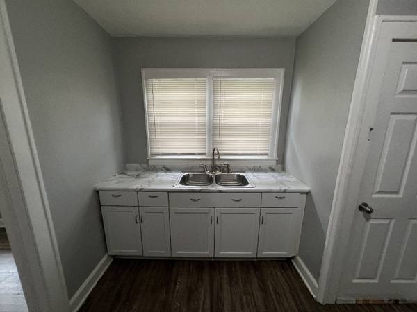 $995.00 / 1 habitación - Unidad de 1 dormitorio, 1 baño en W 28th St en Indianápolis - $975/mes62973876597761121