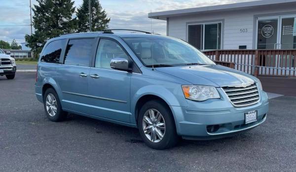 Minivan Chrysler Town & Country Limited 2010 4D - ¡Financiamiento Disponible! - $5999.00 (Aberdeen)63624449836801122