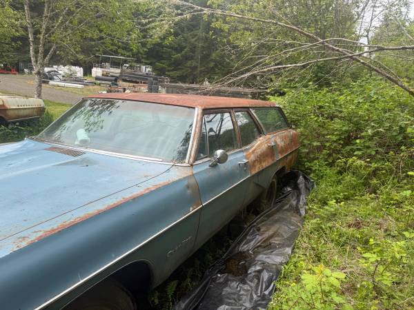 1967 Pontiac Catalina Station Wagon - $1.50063441436221955121