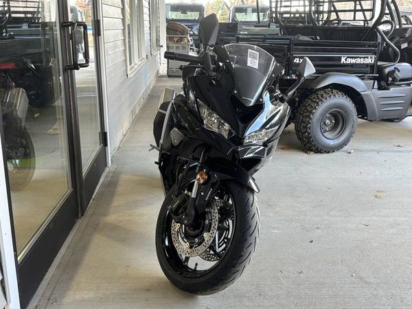 2025 Kawasaki NINJA ZX-4R ABS In-line 399 - motorcycles/scooters