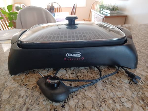 DELONGHI INDOOR ELECTRIC GRILL 1