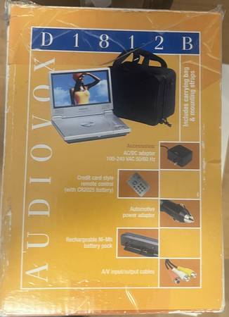 Portable DVD Player - great for road trips - $30 (Wellesley)63439081923969121
