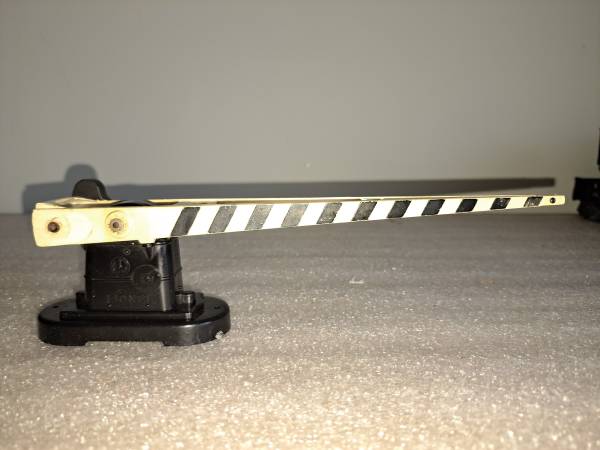Lionel # 252 Crossing Gate 1