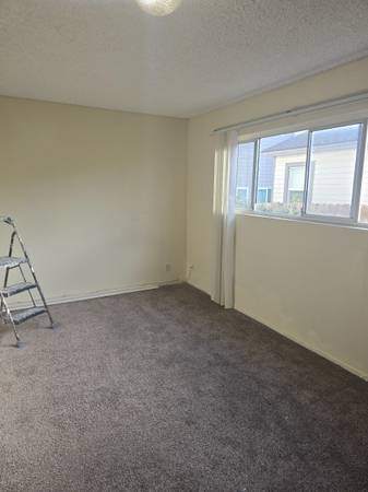 $1,995 / 1br - Ventura Near the Beach Large One Bedroom Apartment (Ventura)63800664969217121