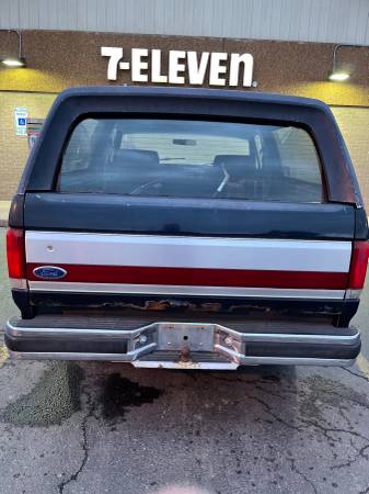 1988 Ford Bronco XLT - $7,500 (Wheaton)63618761735297121