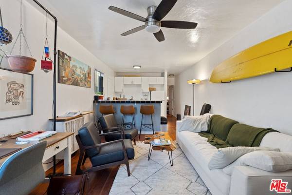 $2,000 / 1br - 499ft2 - Venice Beach paradise! Create wealth while living here full-time, week (Venice)63998154292227120