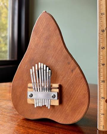 Vintage Kalimba/Gourd Thumb Piano, Handmade 1