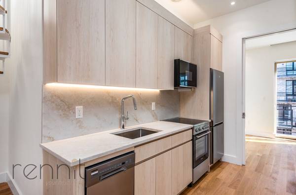 $5,000 / 2br - Loft like South Williamsburg Waterfront 2 Bed 2 Bath w/d private roof (Williamsburg)63689827201281123