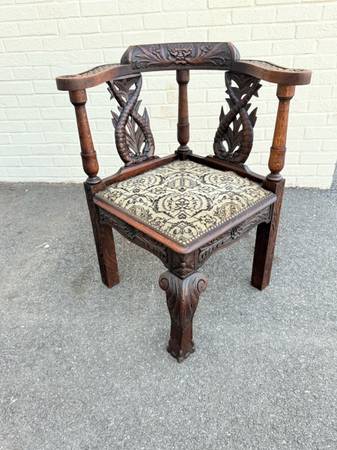 Silla de esquina antigua tallada en roble estilo Jacobean Revival, siglo XIX - $2.950 (Fairfax)634714317180171210
