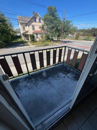 $2,350 / 2br - ¡CALEFACCIÓN Y ESTACIONAMIENTO INCLUIDOS!   ¡2 HABITACIONES EN EXCELENTE UBICACIÓN DE WATERTOWN! (Watertown/Waltham)63699393098881124