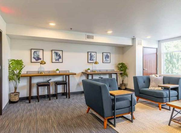 $1,895 / 2br - 856ft2 - Don't Miss This Deal! Apply Today! 2 bed / 1 bath In Unit W&D! (Vancouver - Salmon Creek,)63914971803907123