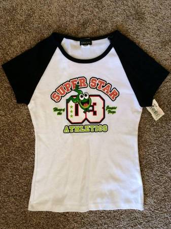 BRAND NEW WITH TAG - KIDS BASEBALL STYLE T-SHIRT WITH FROG 1