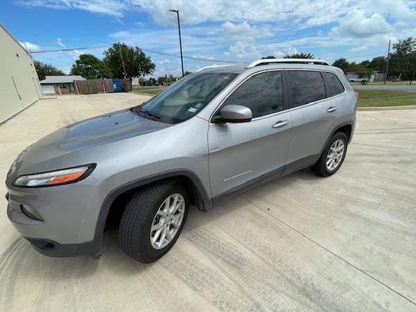 2015 Jeep Cherokee Latitude - $5,500 (sherman)63436939540611121