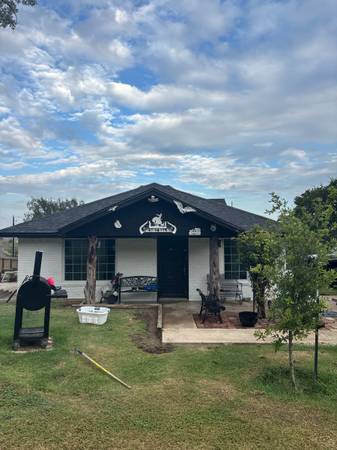 $325,000 / 3br - 1653ft2 - 3 bedroom 2 bath house on 1.2 acres (Killeen)63806837181699120