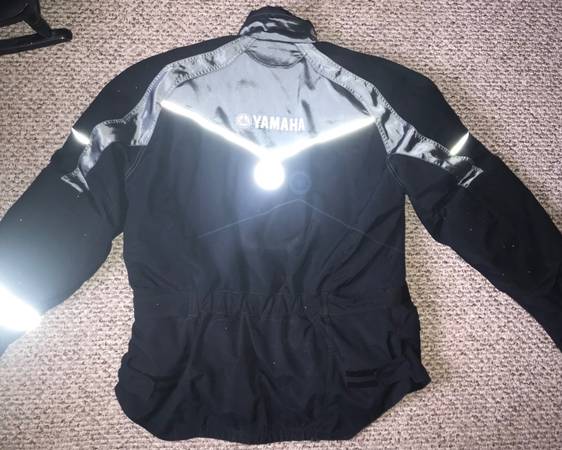 YAMAHA Snowmobile XXL Insulated Zip-Out liner Body Armor 1