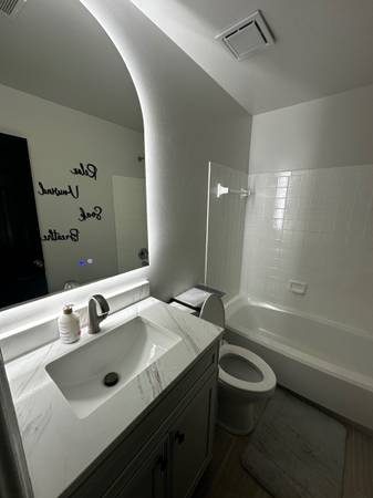 $1,100 / 1br - Adosado recién amueblado y renovado - Roma en alquiler63843419672451123