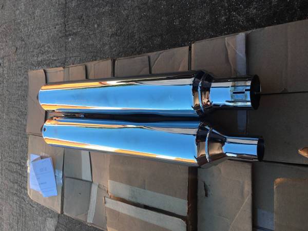 Harley 17-25 CVO 1.75" & 2.5" Slip-On Mufflers Exhaust Chrome m8 pipes 1