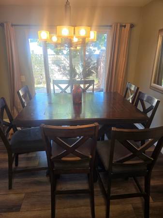 Kitchen Table 1