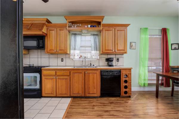 $210,000 / 3br - 2125ft2 - Home For Sale in Baker !! (Baker)63902943594371124