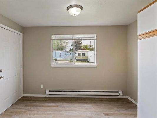 $1,449 / 2br - 906ft2 - Gorgeous Apartments: Minutes from Dining & Shopping Hotspots63794920339715123