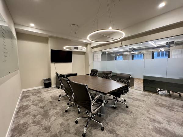 $950 / 95ft2 - Shop Local - rent from your neighbors here in fidi (Financial District)63854479615873124
