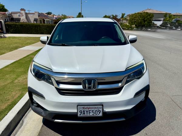 2020 Honda Pilot EX - Low Miles - Clean Title - White color 1