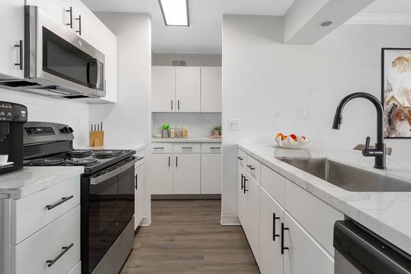 $2,105 / 1br - 650ft2 - Don't Miss Out On 3-Months Off! (oakland lake merritt / grand)63790122168963120