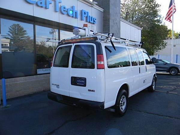2015 GMC Savana G3500 135 - Photo 6