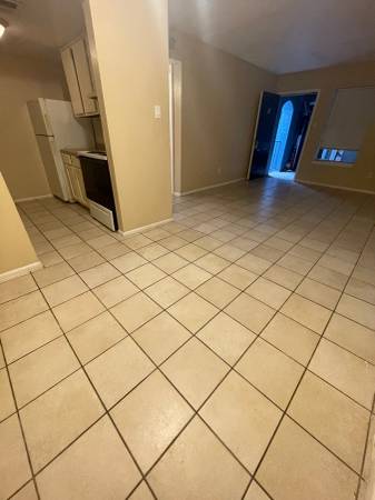$749 / 2br - 708ft2 - 2 Bedrooms + 1 Bath (Corpus Christi)64036539478145121