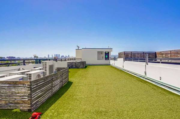 $2,250 / 353ft2 - Desde $2371/mes para apartamento de lujo de una habitación (Los Ángeles)63953075166339123