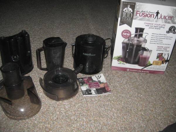 Jack LaLanne's Fusion Juicer Set, 100 year anniversary - $20 (N.W. Peoria)62926962356995121