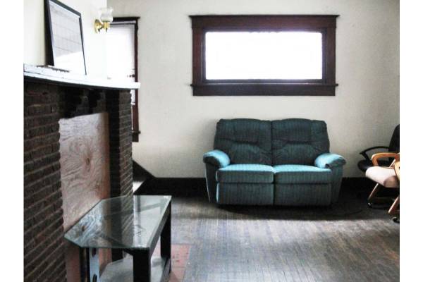 $3798.00 / 4br - 2104ft2 - Best property on a hill, across from Triple X !63680156627457124