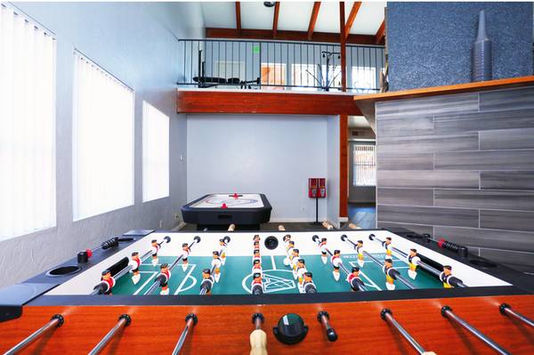 $1,100 / 1br - 572ft2 - Cable/Satellite, Air Conditioning, Swimming Pool (3120 Wynn RD, Las Vegas, NV)63907026112131120
