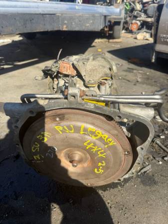 2013 Subaru Legacy 2.5 4x4 AT Transmission $1500 1